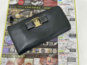 鹿児島市 買取専門 東京市場 サンキュー新栄店 ブランド フェラガモ 長財布 買取しました。