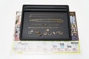 行田市内、熊谷市近隣！買取専門 東京市場 ドンキ 行田持田インター店 貴金属 金 K18 アクセサリー 買取しました。