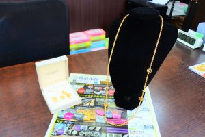 鹿児島市内 買取専門 東京市場 鹿児島中央店 ブランド ディオール アクセサリー 買取しました。