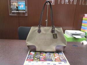 霧島市 買取専門 東京市場 ドンキホーテ霧島隼人店 ブランド  プラダ トートバッグ 買取しました。