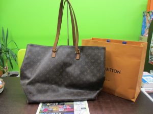 鹿児島市 東京市場 天文館 地蔵角交番前店 ブランド ルイヴィトン バッグ 買取しました。