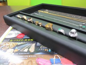 買取専門 東京市場 いづろ 照国通り 天文館 御着屋交番前店 貴金属 金 プラチナ 製品 買取しました。