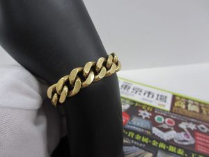 買取専門 東京市場 いづろ 照国通り 天文館 御着屋交番前店 貴金属 金 製品 買取しました。