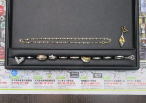 霧島市 買取専門 東京市場 ドンキホーテ霧島隼人店 貴金属 金 プラチナ 製品 買取しました。