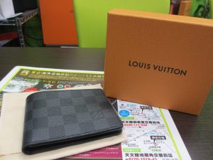 いづろ 中町 金生町 照国通り 東京市場 天文館 御着屋交番前店 ブランド ルイ・ヴィトン 財布 買取しました。