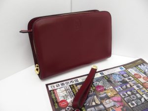町田市 相模原 出張買取 買取専門 東京市場 町田駅前コビルナ店 ブランド カルティエ マスト クラッチバッグ 買取しました。