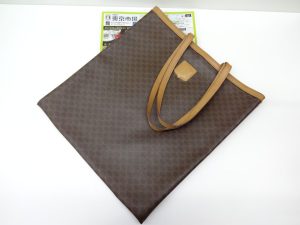 日立 高萩 北茨城 常陸太田 買取専門 東京市場 メガドンキ 日立店 ブランド セリーヌ バッグ 買取しました。