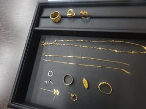 姶良市 買取専門 東京市場 姶良国道10号店 貴金属 金 アクセサリー 買取しました。