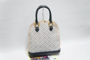 行田市内、熊谷市近隣！買取専門 東京市場 ドンキ 行田持田インター店 ブランド ルイヴィトン ハンドバック 買取しました。