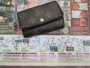 鹿児島市 買取専門 東京市場 サンキュー新栄店 ブランド Louis Vuitton キーケース 買取しました。