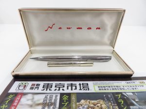 所沢 入間 狭山 日高 秩父 東村山 買取専門 東京市場 西武小手指駅北口タワーズ店 ニューマン シャーペン 買取しました。
