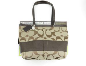 所沢 入間 狭山 日高 秩父 東村山 買取専門 東京市場 西武小手指駅北口タワーズ店 コーチ バッグ 買取しました。