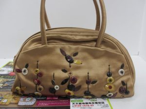 鹿児島市 東京市場 天文館 地蔵角交番前店 ブランド プラダ バッグ 買取しました。