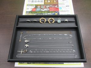 買取専門 東京市場 いづろ 照国通り 天文館 御着屋交番前店 貴金属 金 プラチナ製品 買取しました。