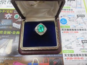 買取専門東京市場 中町 照国通り 天文館 御着屋交番前店 貴金属 宝石 ダイヤモンド エメラルド リング 買取しました。