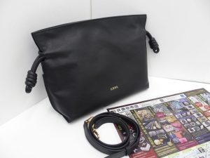 町田市 相模原 出張買取 買取専門 東京市場 町田駅前コビルナ店 ブランド ロエベ フラメンコクラッチミニ 買取しました。