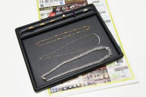 行田市内、熊谷市近隣！買取専門 東京市場 ドンキ 行田持田インター店 貴金属 アクセサリー 金 プラチナ 買取しました。