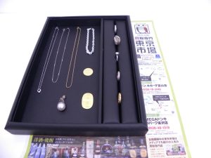 金沢市内 買取専門 東京市場 メガドンキラパーク金沢店 貴金属 金 プラチナ アクセサリー 買取しました。