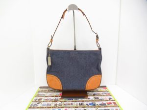 町田市 相模原 出張買取 買取専門 東京市場 町田駅前コビルナ店 ブランド コーチ ホーボー バッグ 買取しました。