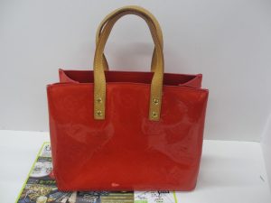 鹿児島市 東京市場 天文館 地蔵角交番前店 ブランド ルイヴィトン 財布 買取しました。