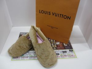 鹿児島市 東京市場 天文館 地蔵角交番前店 ブランド ルイヴィトン ルームシューズ 買取しました。