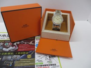鹿児島市 東京市場 天文館 地蔵角交番前店 ブランド エルメス 時計 買取しました。