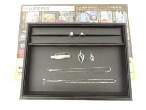 小山市内！買取専門 東京市場 ドンキホーテ小山駅前店 金 Pt900 Pt850 貴金属製品 買取しました。