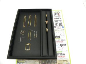 金沢市内 買取専門 東京市場 メガドンキラパーク金沢店 貴金属 金 プラチナ アクセサリー 買取しました。