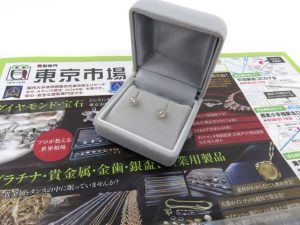 所沢 入間 狭山 日高 秩父 東村山 買取専門 東京市場 西武小手指駅北口タワーズ店 ダイヤモンド ピアス 買取しました。