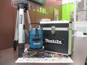 霧島市 買取専門 東京市場 ドンキホーテ霧島隼人店 電動工具 マキタ グリーンレーザー墨出し器 買取しました。