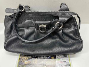鹿児島市 東京市場 天文館 地蔵角交番前店 ブランド サルバトーレフェラガモ バッグ 買取しました。