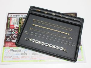 行田市内、熊谷市近隣！買取専門 東京市場 ドンキ 行田持田インター店 金 プラチナ アクセサリー 買取しました。