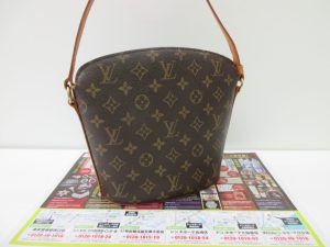 前橋市内 買取専門 東京市場 17号前橋元総社南小前店 ブランド ルイヴィトン バッグ 買取しました。