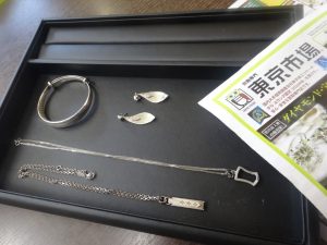 買取専門 東京市場 姶良国道10号店 貴金属 銀 アクセサリー 買取しました。