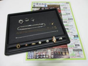 行田市内、熊谷市近隣！買取専門 東京市場 ドンキ 行田持田インター店 貴金属 金 プラチナ アクセサリー 買取しました。