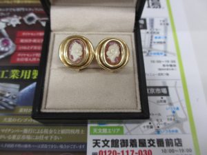 いづろ 中町 金生町 照国通り 東京市場 天文館 御着屋交番前店 ブランド ブルガリ ピアス 買取しました。