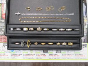 霧島市 買取専門 東京市場 ドンキホーテ霧島隼人店 貴金属 金 プラチナ 製品 買取しました。