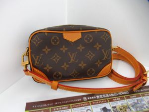 町田市 相模原市 出張買取 高価買取 買取専門 東京市場 町田駅前コビルナ店 ブランド ルイヴィトン トロカデロ ウェアラブルウォレット 買取しました。