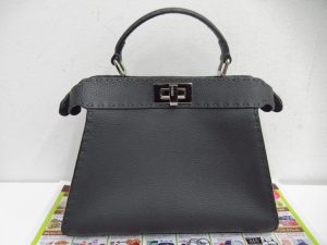 町田市 相模原市 出張買取 高価買取 買取専門 東京市場 町田駅前コビルナ店 ブランド フェンディ セレリアピーカブー アイシーユー スモール買取しました。