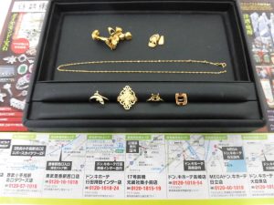 前橋市内 買取専門 東京市場 17号前橋元総社南小前店 貴金属 金製品 プラチナ アクセサリー 買取しました。