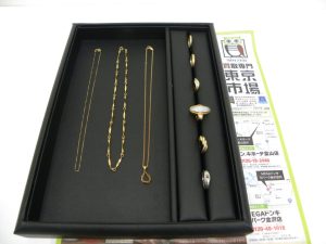 金沢市内 買取専門 東京市場 メガドンキラパーク金沢店 貴金属 金 プラチナ アクセサリー 買取しました。