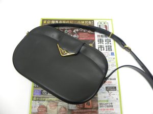 金沢市内 買取専門 東京市場 メガドンキラパーク金沢店 ブランド カルティエ バッグ 買取しました。