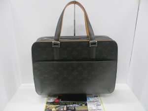 いづろ 中町 金生町 照国通り 東京市場 天文館 御着屋交番前店 ブランド ルイ・ヴィトン バッグ 買取しました。
