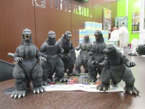 霧島市 買取専門 東京市場 ドンキホーテ霧島隼人店 玩具 ゴジラ フィギュア 買取しました。