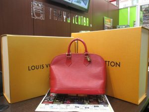 霧島市 買取専門 東京市場 ドンキホーテ霧島隼人店 ブランド ルイヴィトン バッグ 買取しました。