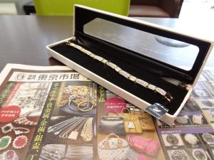 大田原市内！ 買取専門 東京市場 ドンキホーテ大田原店 ブランド スワロフスキー ブレスレット 買取しました。