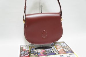 羽貫駅からすぐ！ロードサイド店！買取専門東京市場 伊奈町学園店 カルティエ マスト ショルダーバッグ 買取しました。