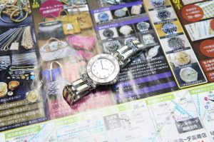 行田市内、熊谷市近隣！買取専門 東京市場 ドンキ 行田持田インター店 ブランド ペキニエ 腕時計 買取しました。