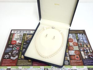 高崎市内 買取専門 東京市場 ドンキホーテ 高崎店 ブランド 田崎真珠 パールネックレス 買取しました。