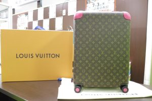 金沢市内 買取専門 東京市場 メガドンキラパーク金沢店 ブランド ルイヴィトン キャリーケース 買取しました。